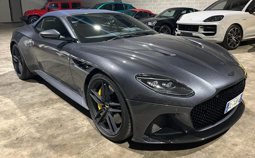 Aston Martin DBS Volante